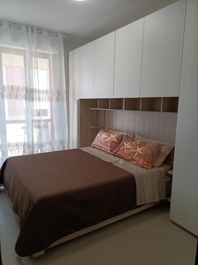 Апартаменты Casa A Un Passo Dal Mare Вентимилья Экстерьер фото